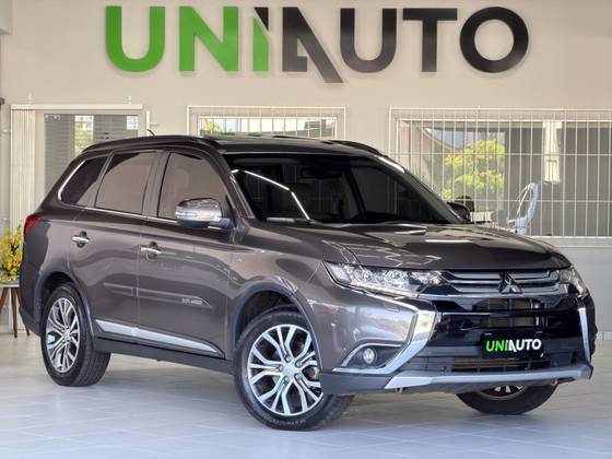 MITSUBISHI OUTLANDER 3.0 GT 4X4 V6 24V GASOLINA 4P AUTOMÁTICO
